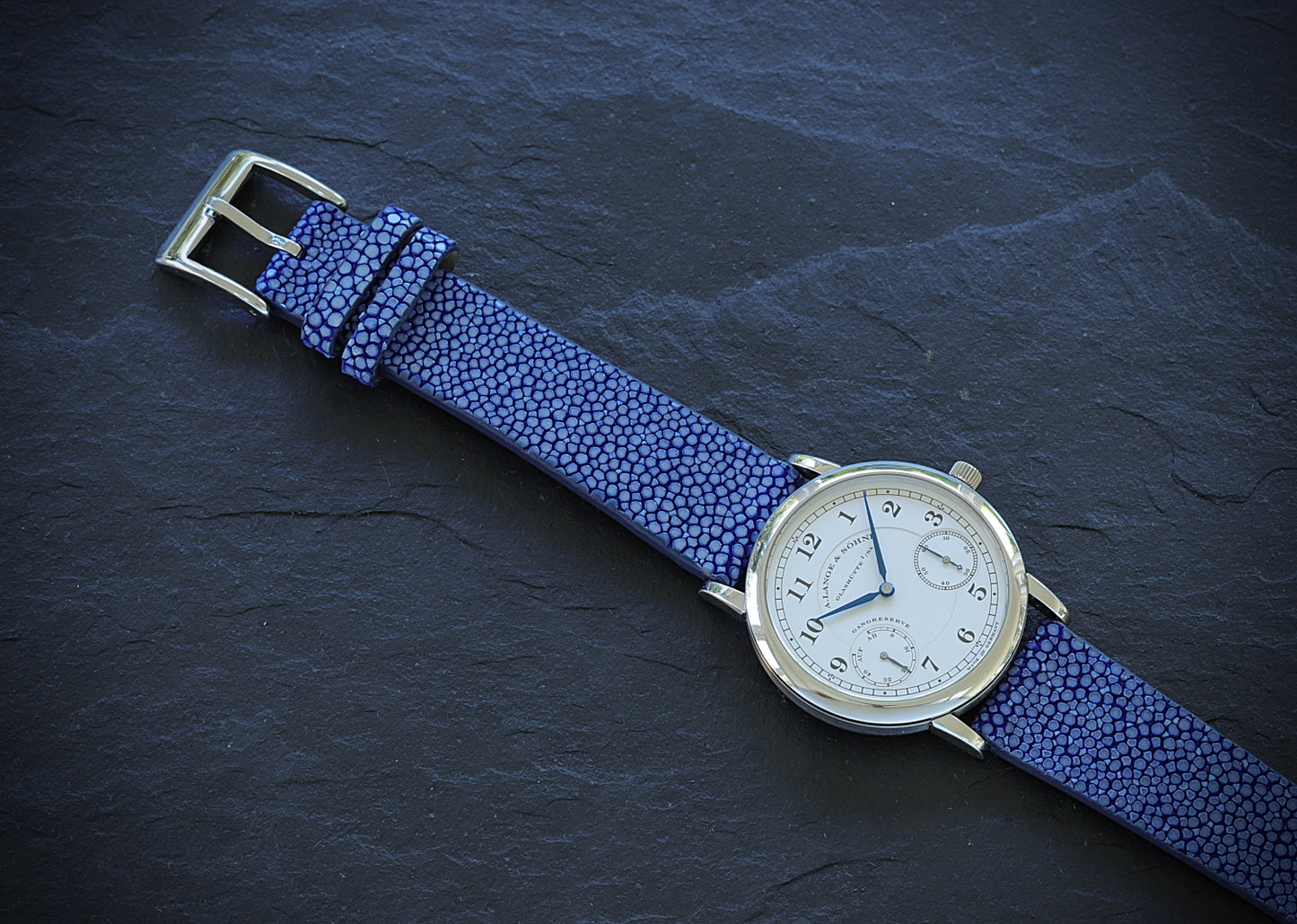 A.Lange & Söhne "1815 Auf und Ab" in Platin