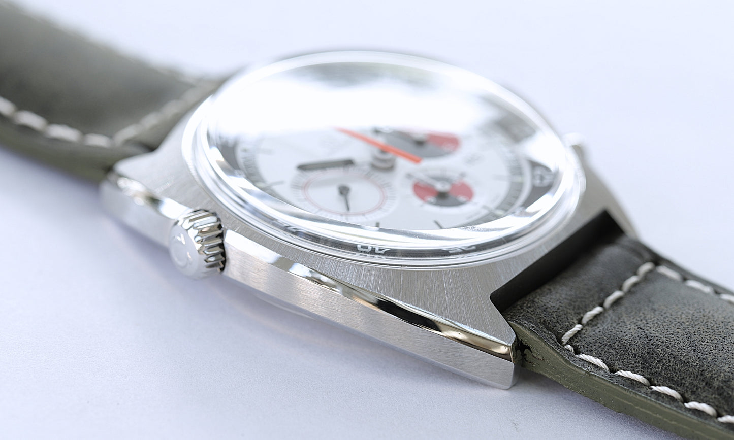 Omega Seamaster Soccer