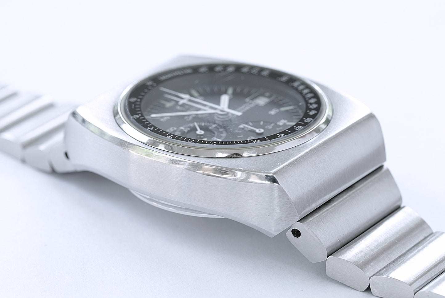 Omega Speedmaster 125
