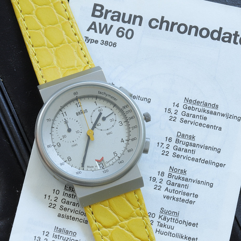 Braun Uhren aus Video