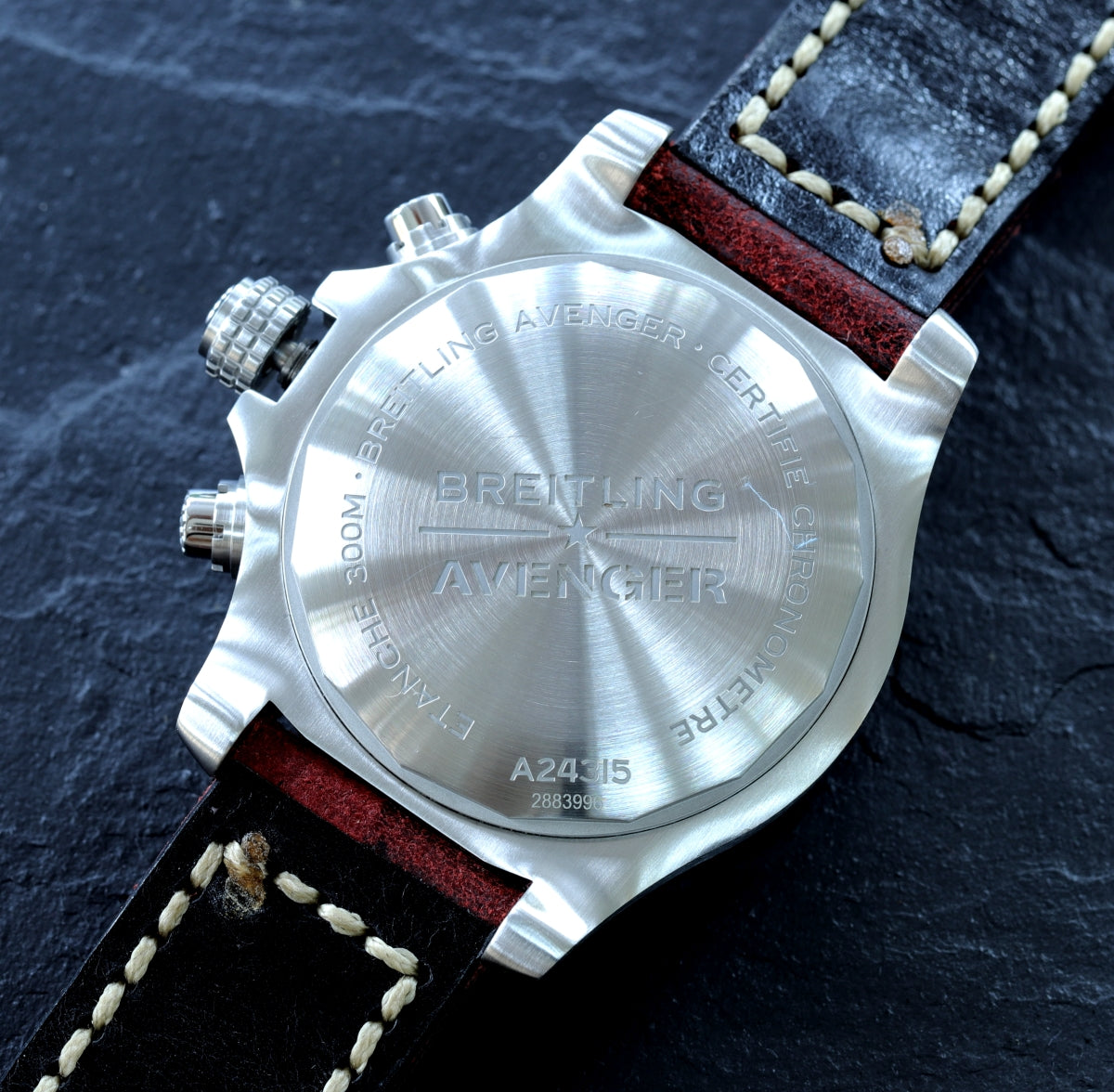 Breitling Avenger GMT 45