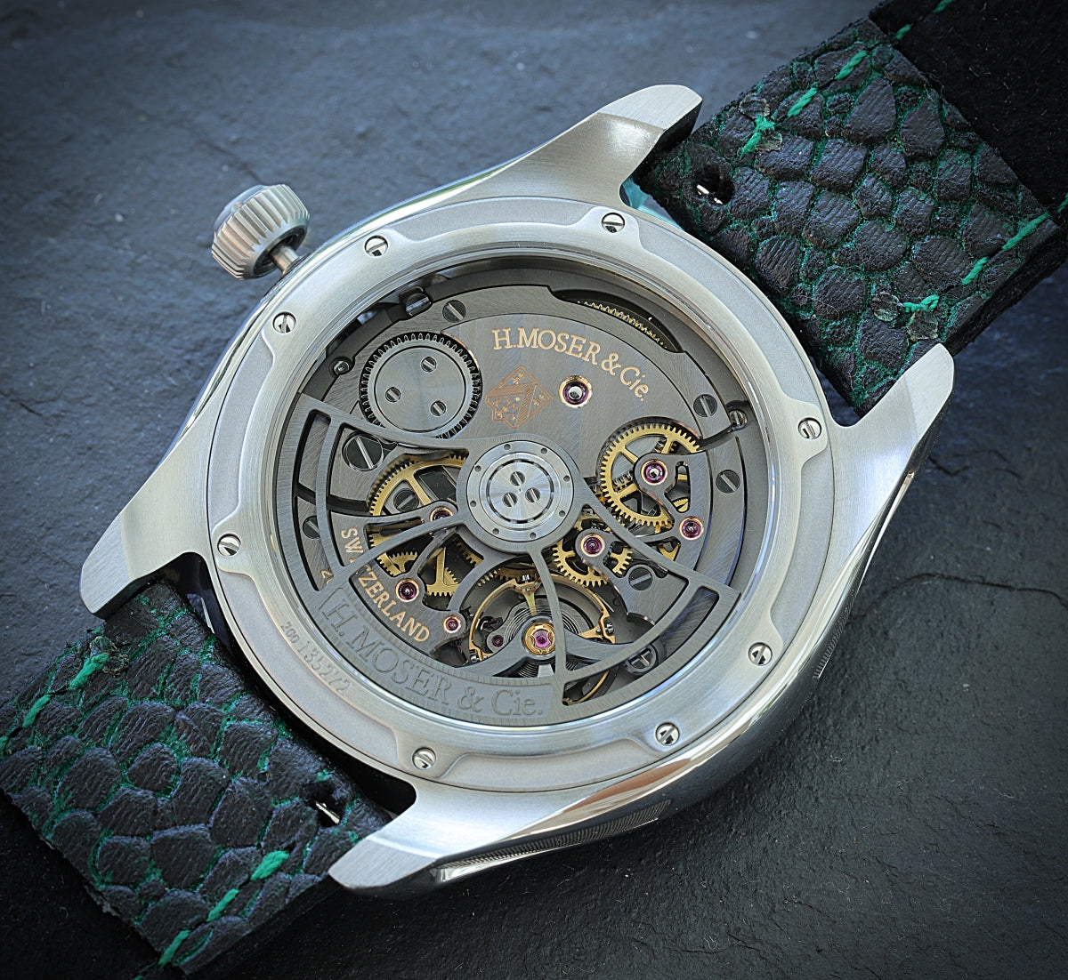 H.Moser & Cie. Pioneer Center Seconds "Citrus Green"