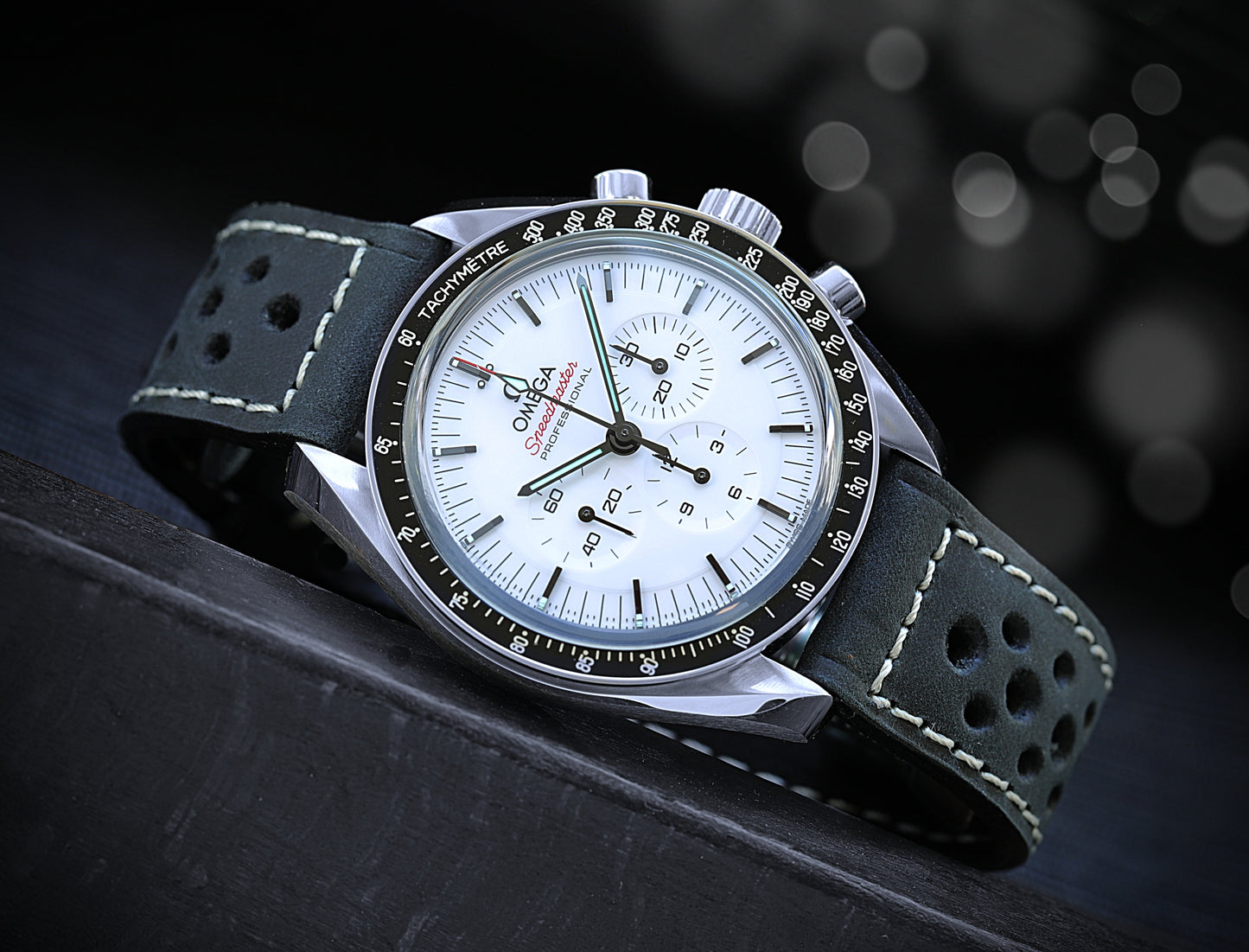 Omega Speedmaster Moonwatch Professional